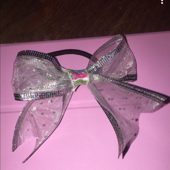 Cheer/Softball Bows!! - Picture 2 of 3